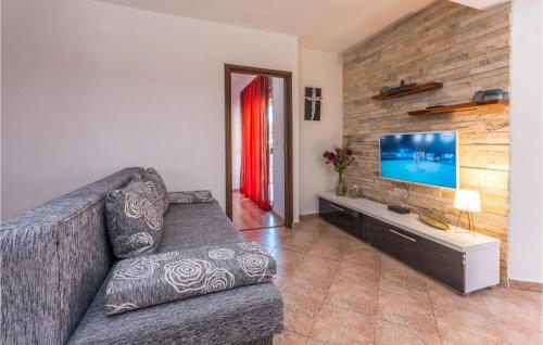 Beautiful Home In Bibinje