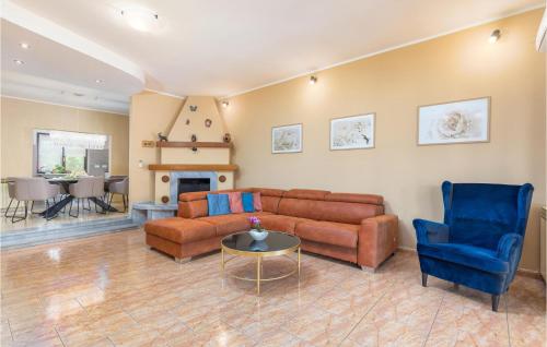 Gorgeous Home In Pula