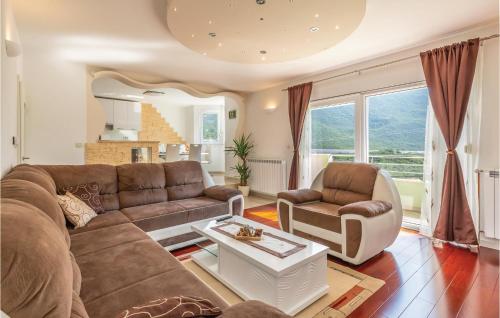 Posedenie v ubytovaní 3 Bedroom Awesome Home In Zagvozd