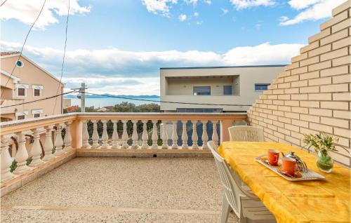 1 Bedroom Nice Apartment In Kozino