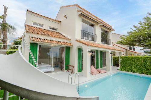 Bazén v ubytování Venice Beach Village Hua Hin Pool Villa nebo v jeho okolí