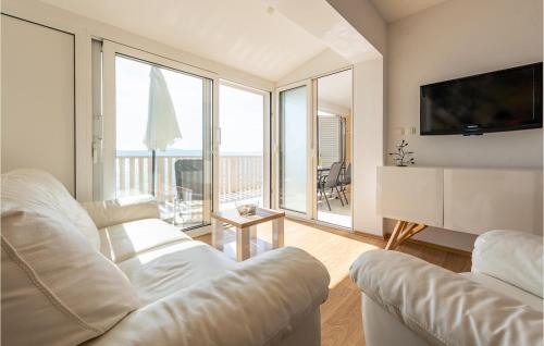 Stunning Apartment In Bibinje With Wifi