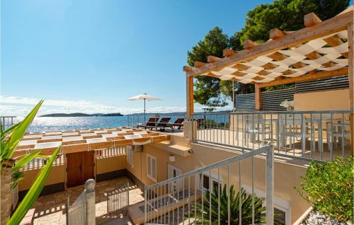 Awesome Home In Orebic