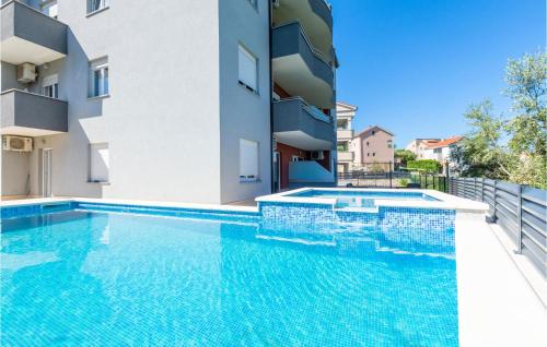 Beautiful Apartment In Podstrana With Wifi