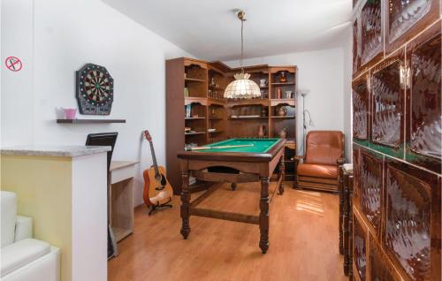 Gorgeous Home In Pula