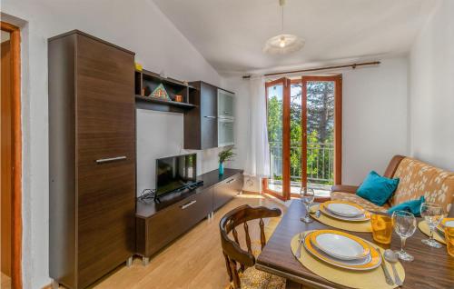 Pet Friendly Apartment In Novi Vinodolski