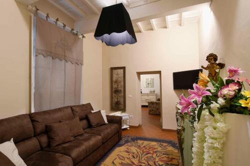 Elegant Apartment Central Market SMN Station Duomo