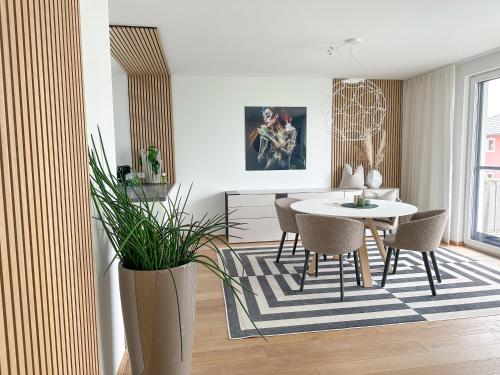 "SONNENGRÜN" - Premium Apartments Seekirchen, Balkon