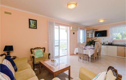 Gallery image of Apartment Na Krstu I in Orasac