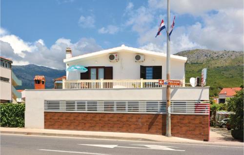 Apartment Podstrana With Sea View V