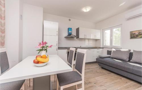 Beautiful Studio In Biograd With Wifi