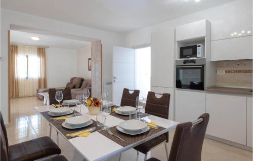 Pet Friendly Home In Labin