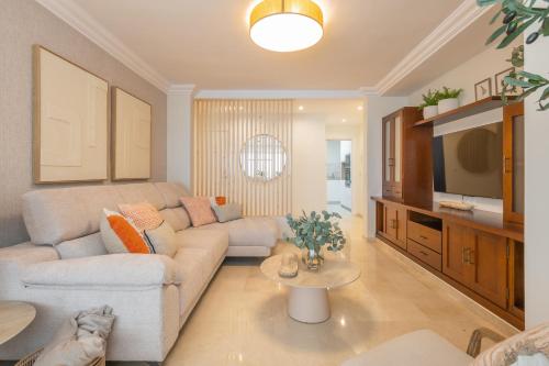 Fuengirola Beach Apartment Parking