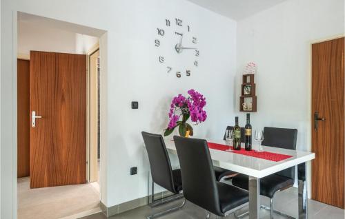 Awesome Home In Labin