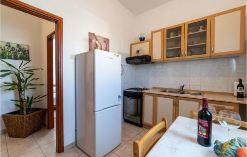 Gorgeous Apartment In Pula With Wifi