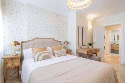 Fuengirola Beach Apartment Parking