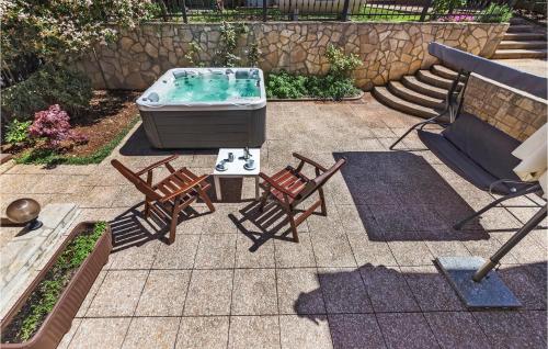 Cozy Apartment In Pula With Wifi