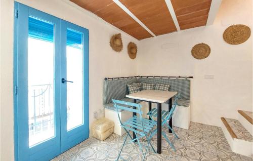 Χώρος καθιστικού στο Amazing Home In Peñíscola With Wifi