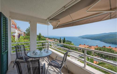 Nice Apartment In Rabac With Kitchen
