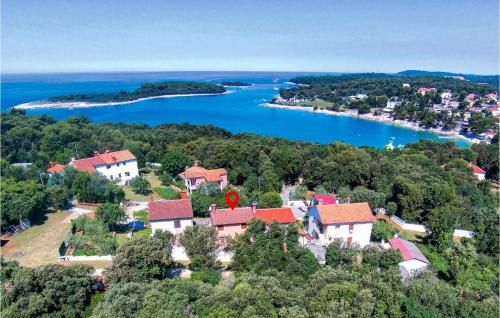 Two-Bedroom Holiday Home In Banjole