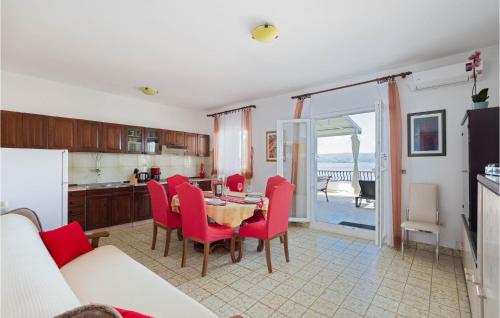 Kuchyňa alebo kuchynka v ubytovaní Apartment Put Mocila Vi