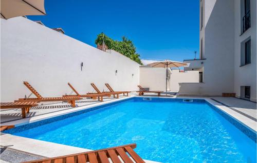 Beautiful Apartment In Orebic With Wifi