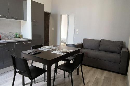 Suite Beaulieu 5 - Charmant Appartement Moderne 2 ch- vue Cathédrale