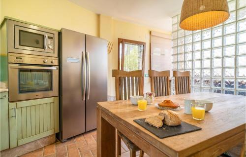 Stunning Home In Conil De La Frontera