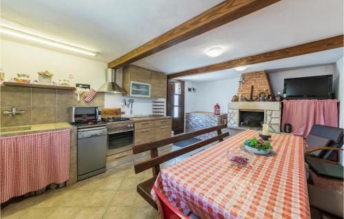 Stunning Home In Pula
