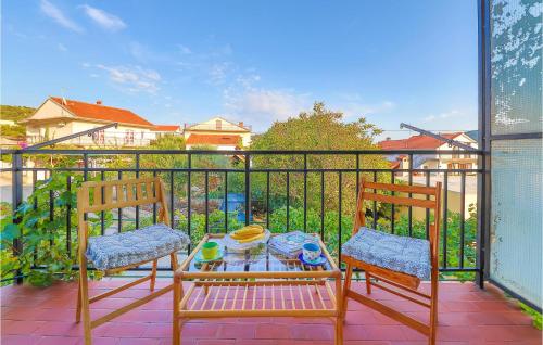 Balkón nebo terasa v ubytování Two-Bedroom Apartment In Vinisce