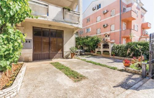 Cozy Apartment In Pula With Wifi