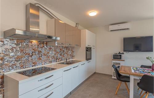 Amazing Apartment In Vodice With Wifi