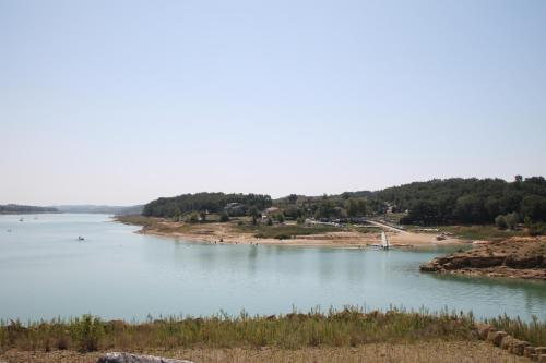- une vue sur la rivière Allgheny depuis un bluff dans l'établissement Chez Didier 1, à Saint-Michel-de-Lanès
