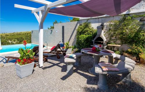 Luxurious Home In Senj