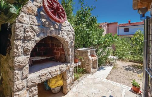 Cozy Apartment In Crikvenica With House Sea View