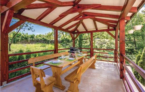 Nice Home In Matulji With Kitchen