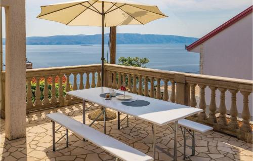 3 Bedroom Awesome Apartment In Senj