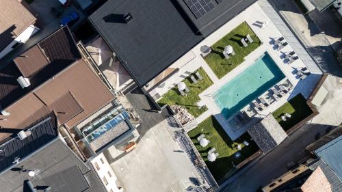 Una vista aérea de Hotel Traube