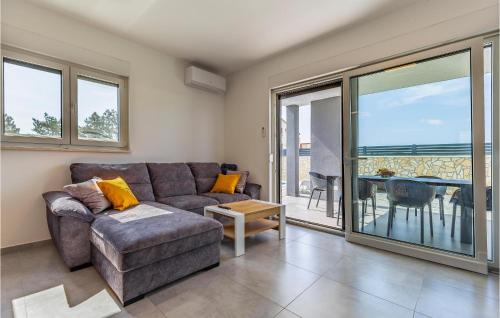 Gorgeous Home In Pula