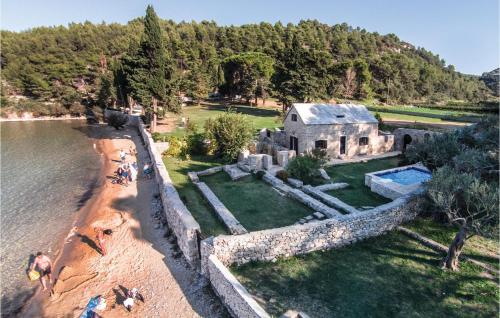 Holiday Home With 2 Bedroom