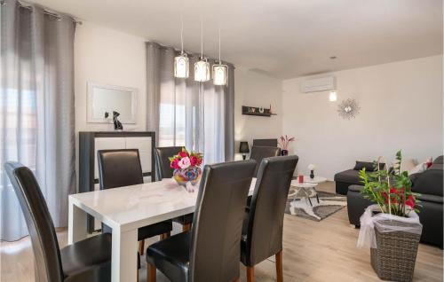 Pet Friendly Home In Pula