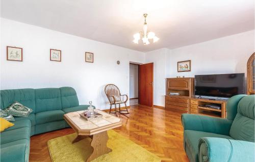 Cozy Home In Novi Vinodolski