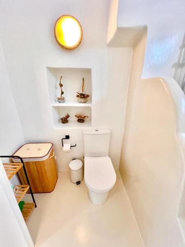 Aphrodite Suite next to the Windmills of Mykonosにあるバスルーム