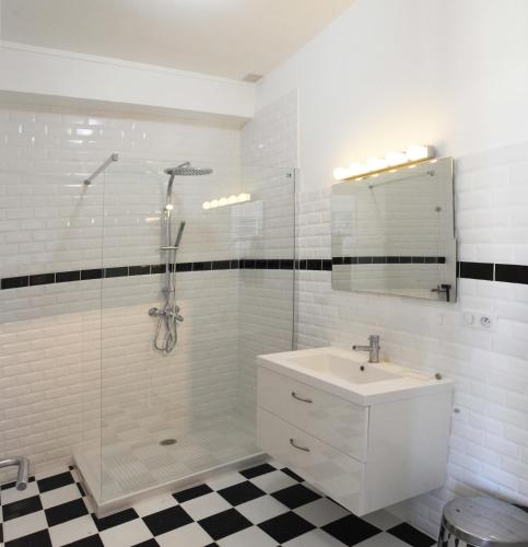 Appartement vue superbe 70m2 2Balcons 2Chambres VRAI CLIMATISATION