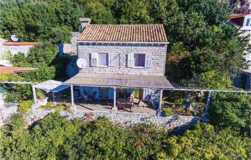 Two-Bedroom Holiday Home In Dubrovnik