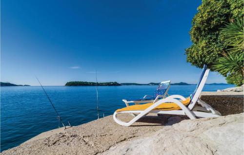 Two-Bedroom Holiday Home In Dubrovnik