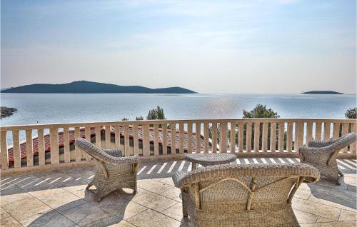 Beach Front Home In Sevid With Wifi