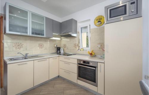 Nice Home In Crikvenica