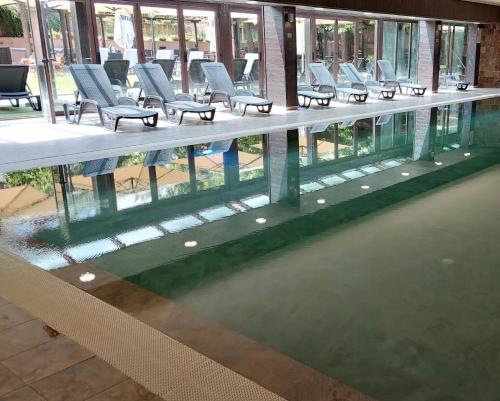 Πισίνα στο ή κοντά στο Lorena’s Apartment Bansko,near Gondola