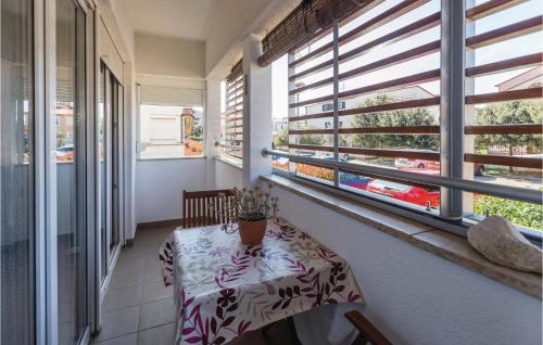 Beautiful Apartment In Umag With Wifi